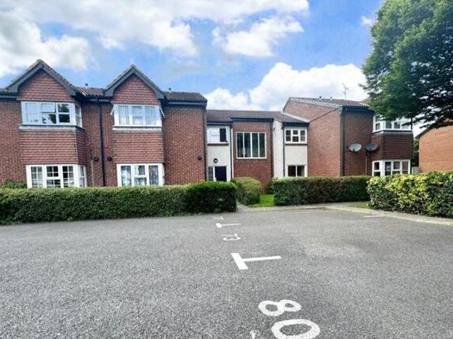 House for sale in Uxbridge, Greater London