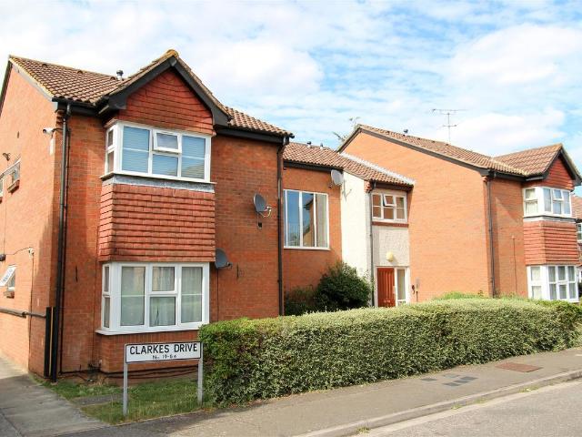 Studio for rent in Yiewsley, Greater London