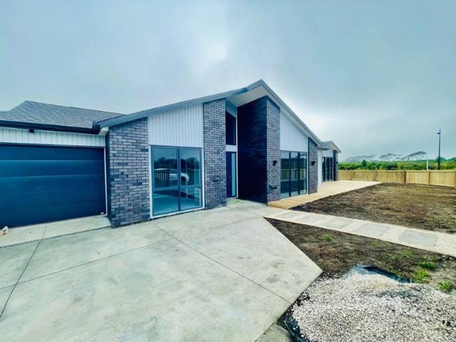 House for rent in Awhitu, Oroua County
