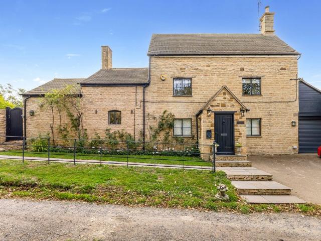 House for rent in The Hollows, Stratford-on-Avon
