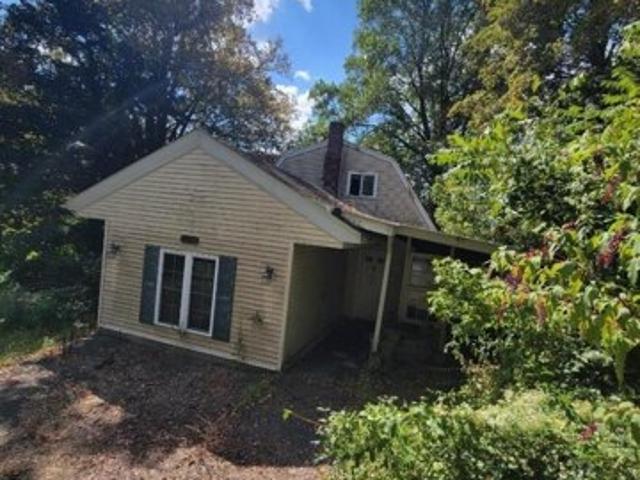 House for sale in Newton, New Jersey