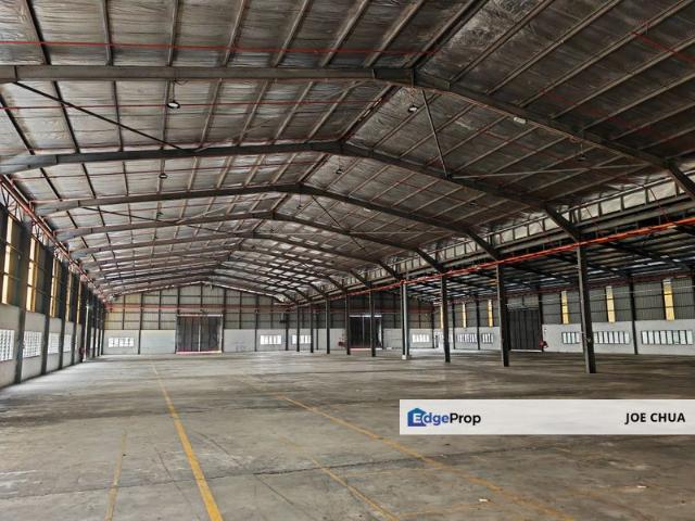 Warehouse for rent in Petaling, Alam Impian