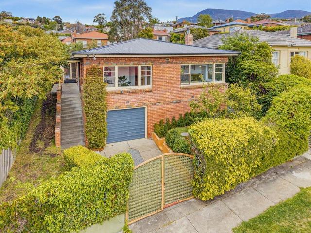 House for sale in Lenah Valley, Hobart