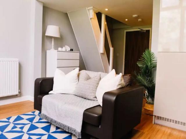 Room for rent in Watergate, Devon