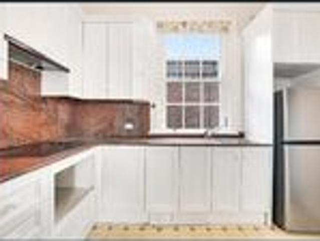 Apartment for rent in Lower North Shore, Sydney