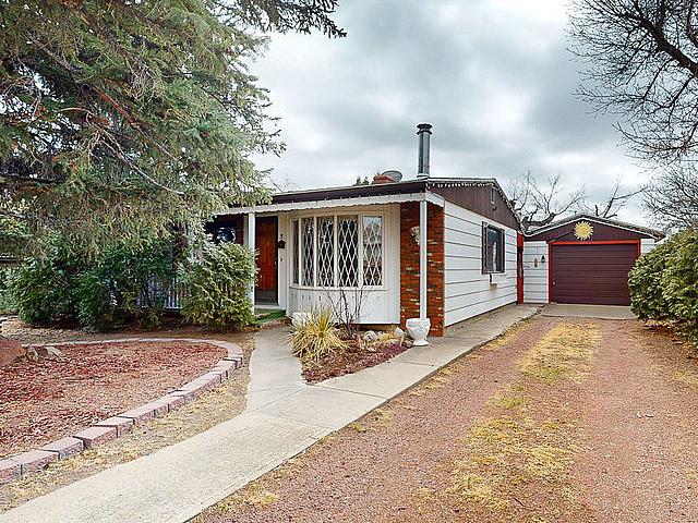 House for sale in Alberta