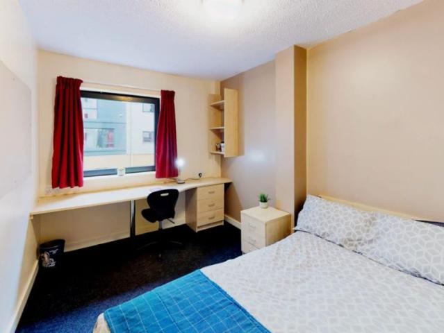 Room for rent in Park Hill, South Yorkshire