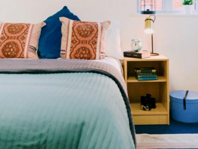Room for rent in St. Mildred's, The Bridge