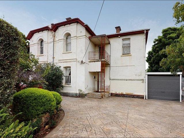 House for rent in Kew, Melbourne