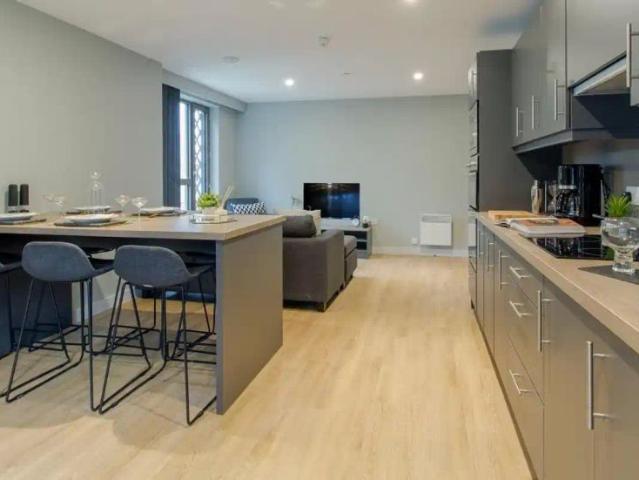 Studio for rent in Leylands, West Yorkshire