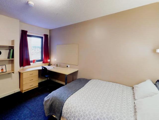 Room for rent in Park Hill, South Yorkshire