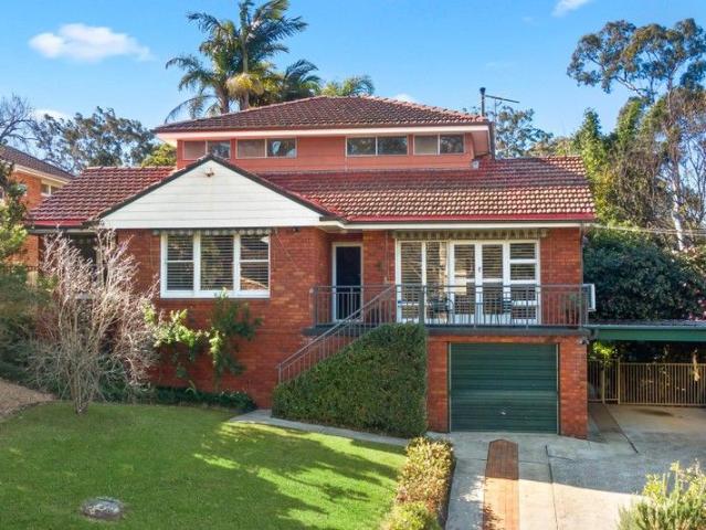 House for sale in Beecroft