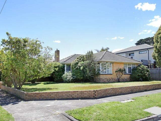 House for sale in Bentleigh East, Melbourne