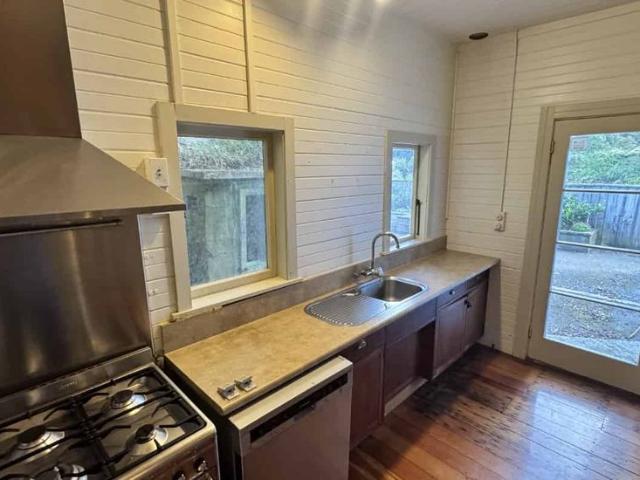 Townhouse for rent in Matata, Wellington