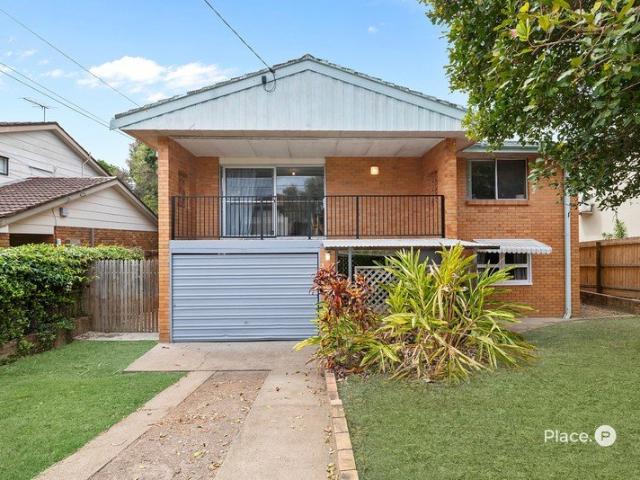 House for sale in Camp Hill, Greater Brisbane