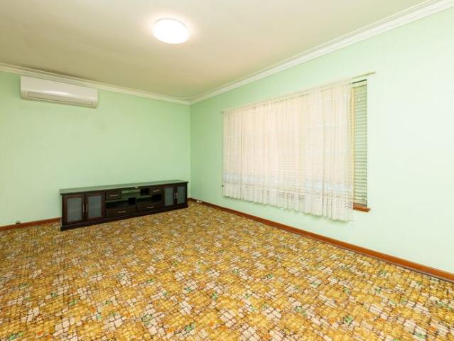 House for rent in Beckenham, Western Australia