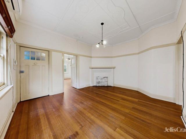 Apartment for rent in St Kilda, Melbourne