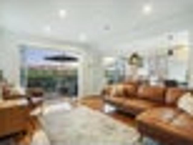 House for sale in Wairau Valley