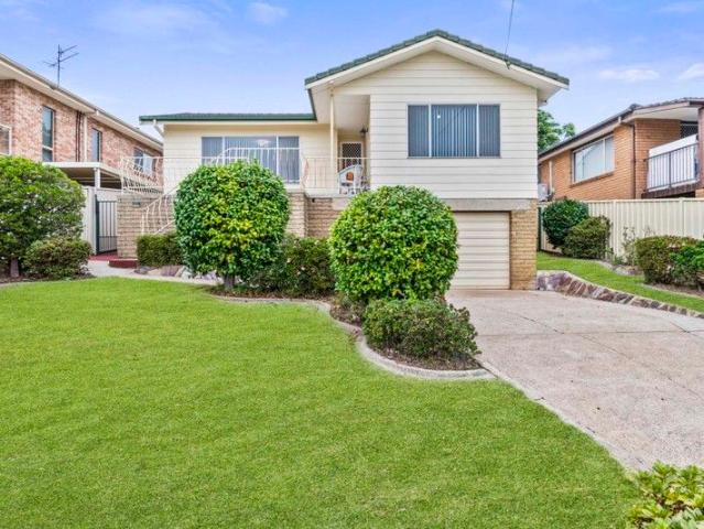 House for sale in Catalina, New South Wales