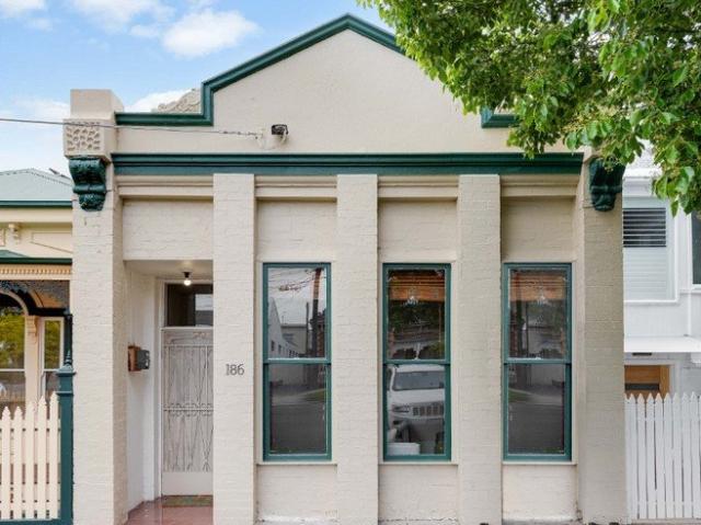 House for sale in South Melbourne, Melbourne