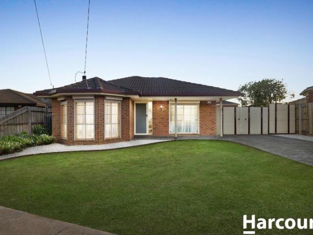 House for sale in Kingston Gardens, Melbourne
