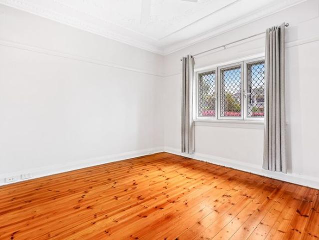 House for rent in Undercliffe, Sydney