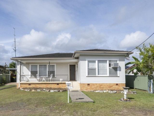 House for sale in South Grafton, Grafton
