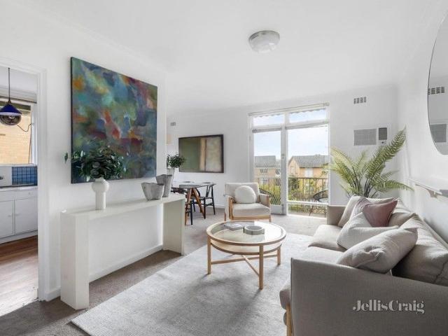 Apartment for sale in Deepdene