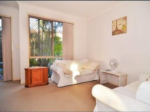 Townhouse for rent in Fernbrook, Queensland