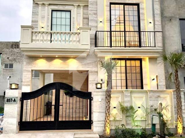 House for sale in لاہور, لاہور ڈویژن