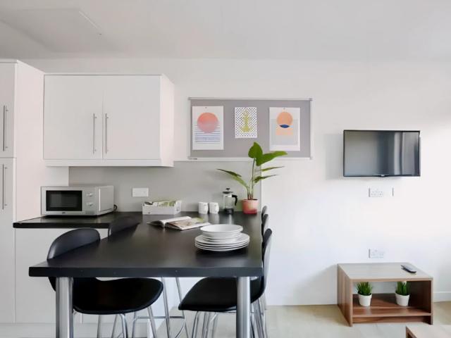 Room for rent in Watergate, Devon