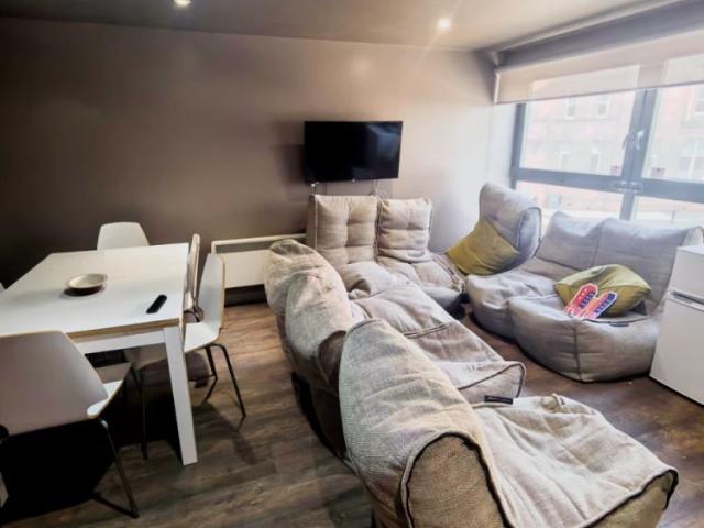 Room for rent in City Centre, Scotland