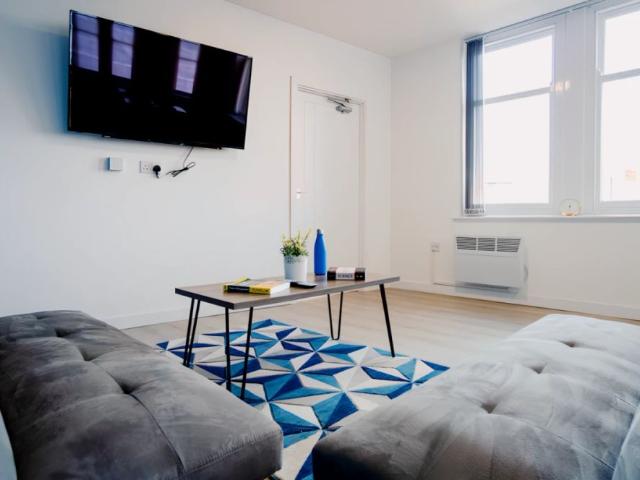 Room for rent in St Matthew's, Old Wharf