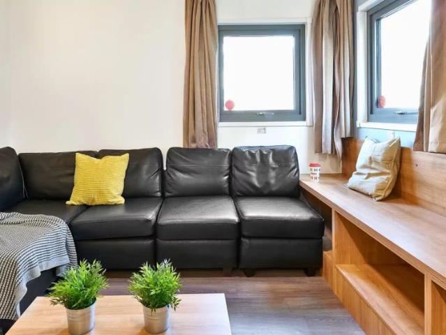 Room for rent in Watergate, Devon