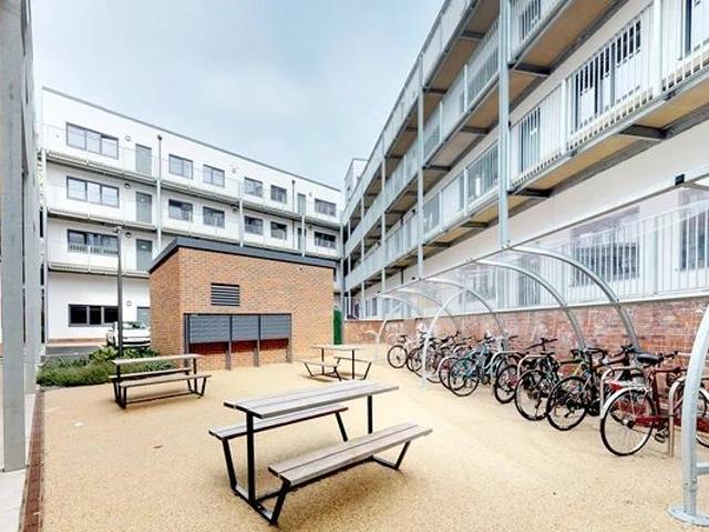 Room for rent in Battle Field, Tyne And Wear