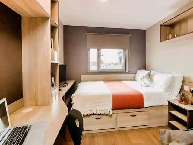 Room for rent in Durham