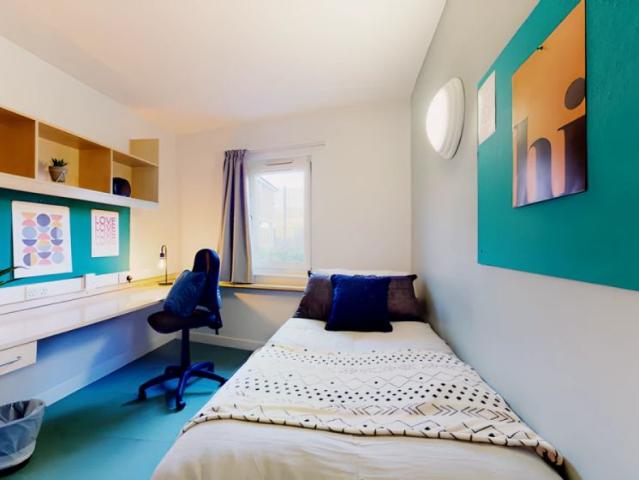 Room for rent in Greenwich Town Centre, Greater London
