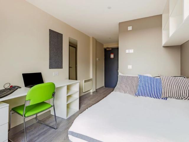 Room for rent in The Slade, Oxfordshire