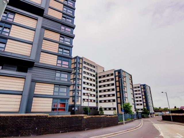 Room for rent in Park Village, West Midlands