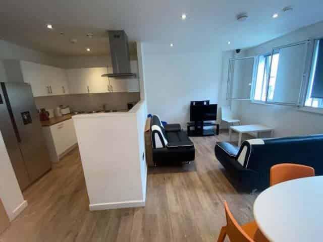Room for rent in Devonshire, South Yorkshire