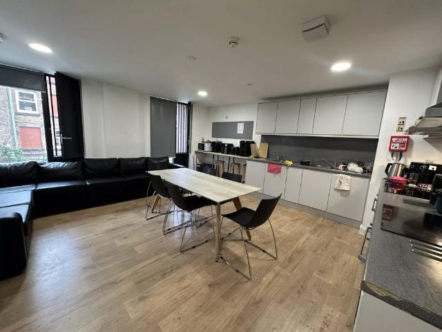 Room for rent in St Ann's, Haddon