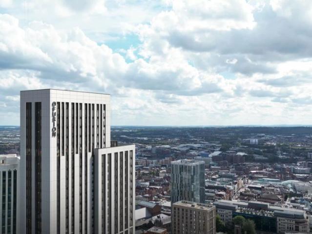 Room for rent in Arena Quarter, Leeds
