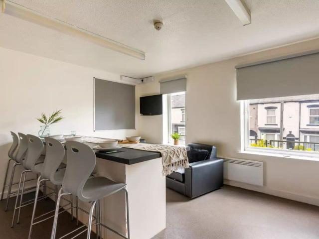 Room for rent in Lowfield, Sheffield