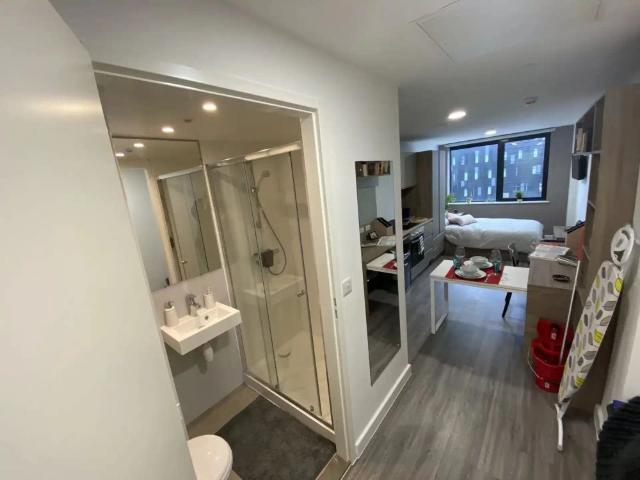 Room for rent in Somers Town, City Of Portsmouth