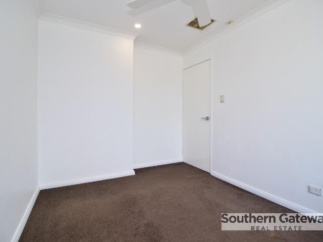 House for sale in Leda, Western Australia