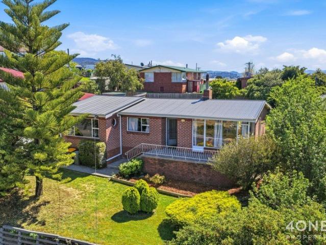 House for sale in Rosetta, Hobart