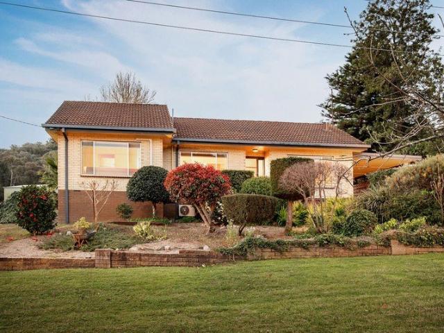 House for sale in Yackandandah