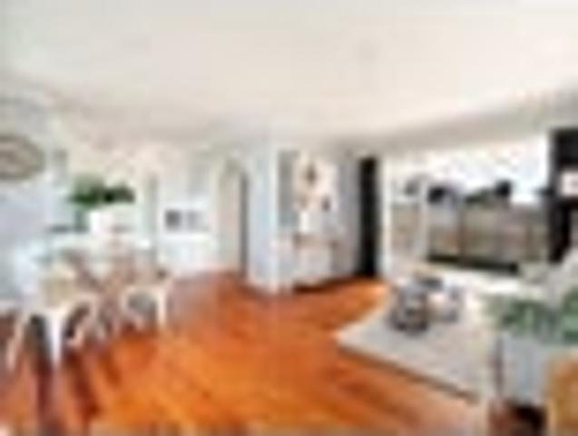 House for sale in Greerton South, Greerton