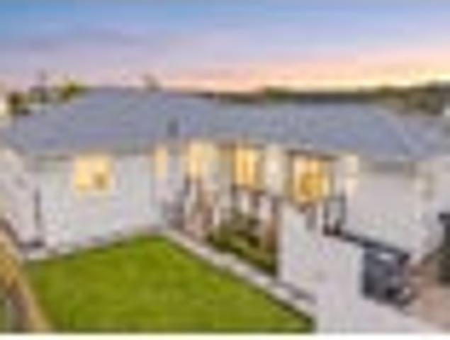 House for sale in Beach Haven, Kaipātiki