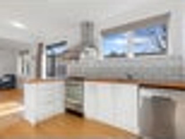 House for sale in Bellevue